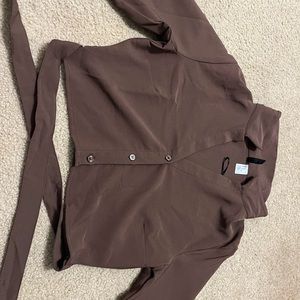 brown, medium, long sleeve cropped shirt with collar